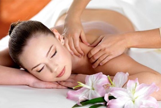 Head Neck Shoulder Massage